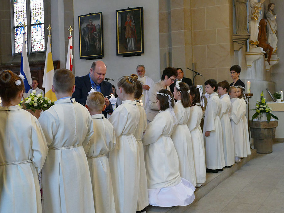 Feier der 1. Heiligen Kommunion in Sankt Crescentius (Foto: Karl-Franz Thiede)